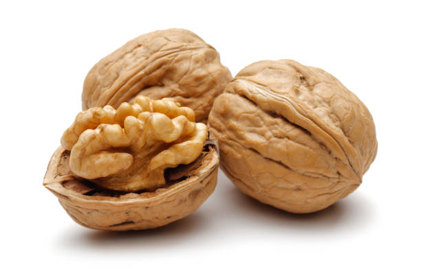 Nueces con Cascara